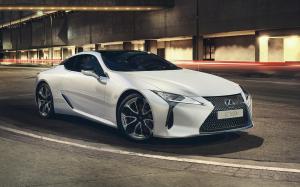 Lexus LC500h Launch Edition 2017 года